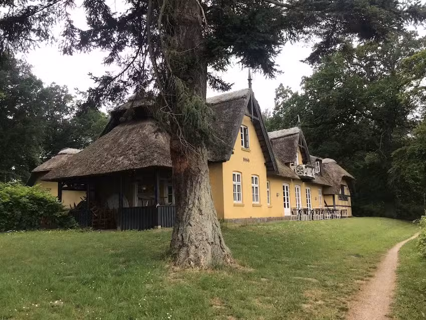 Maribo Ladeg&aring;rd ApS Landbrug og Restaurant