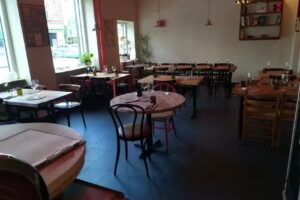 Mastro Restaurant & Vinbar