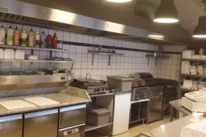 Max & Neller&rsquo;s