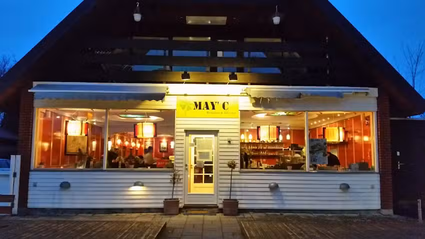 May&acute; C Restaurant & Take Away