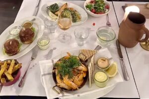 Mefisto Restaurant & G&aring;rdhave