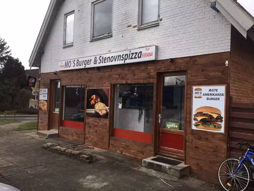 MO&rsquo;s Burger & Pizza