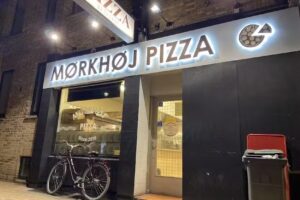 M&oslash;rkh&oslash;j Pizza