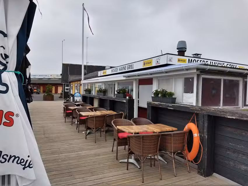 Mosede Havnegrill & Ishus