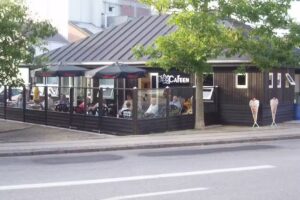 &Oslash;-Cafeen