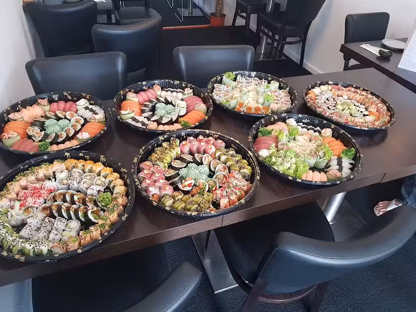 Pin Sushi
