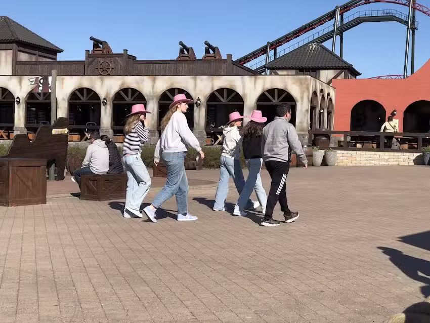 Pirate&rsquo;s Food Market