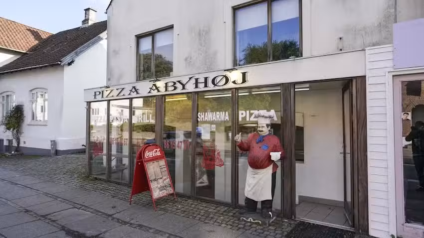 Pizza &Aring;byh&oslash;j