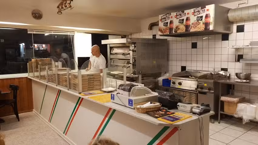 Pizza & Burger House