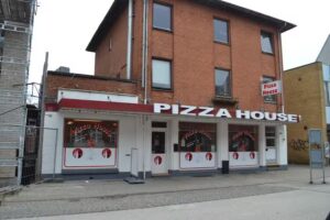 Pizza House