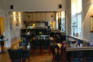 R&aring;dhuscaf&eacute;en ApS