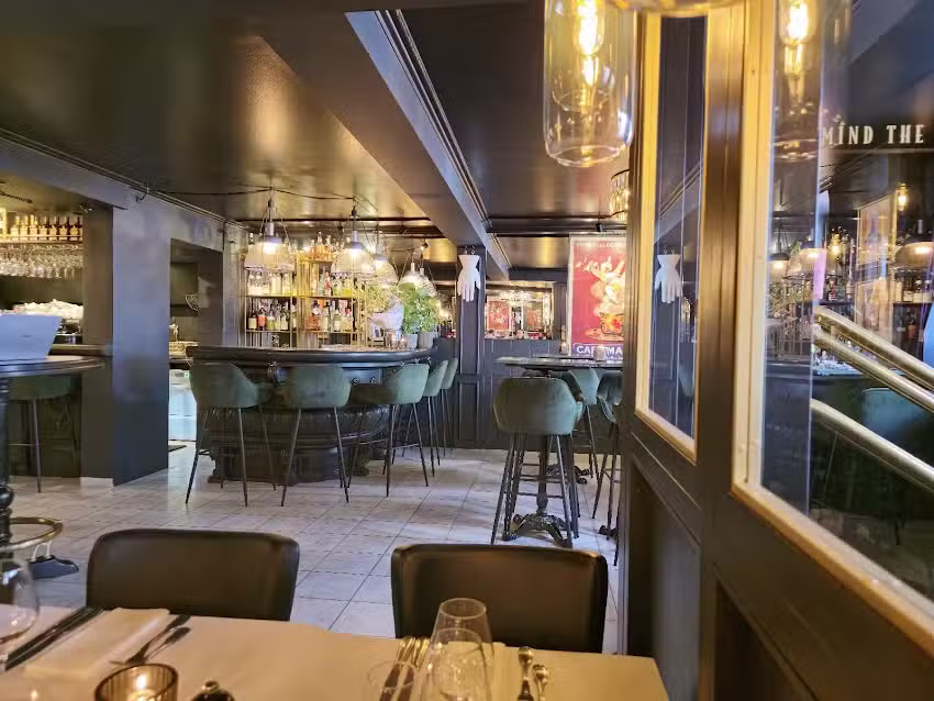 Restaurant &Eacute;LAN