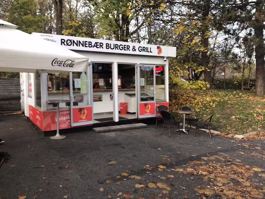 R&oslash;nneb&aelig;r Grill Ivs