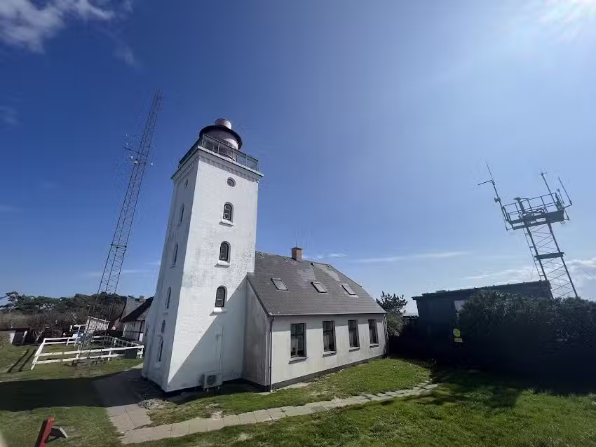 R&oslash;sn&aelig;s Fyr &ndash; Cafe, Brugskunst & Galleri