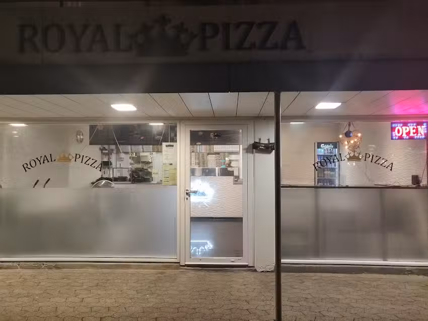 Royal pizza Beder