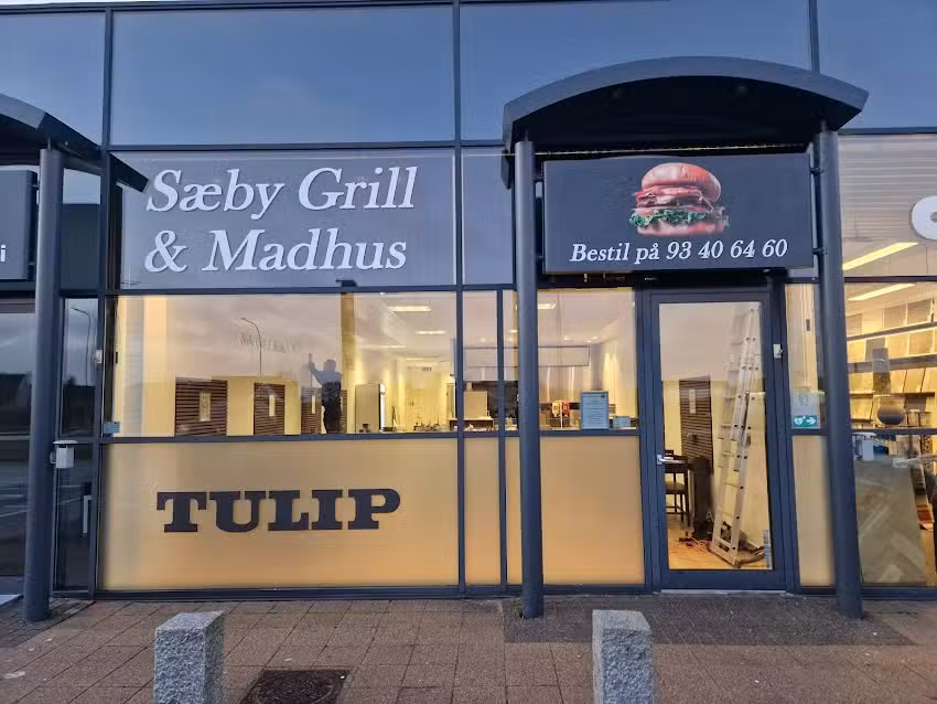 S&aelig;by Grill & Madhus