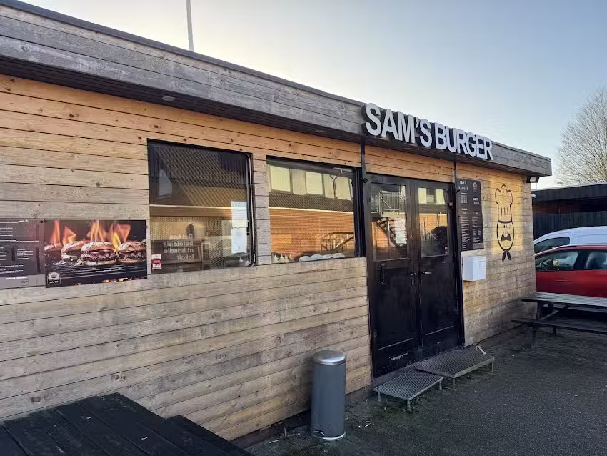 Sam&rsquo;s Burger