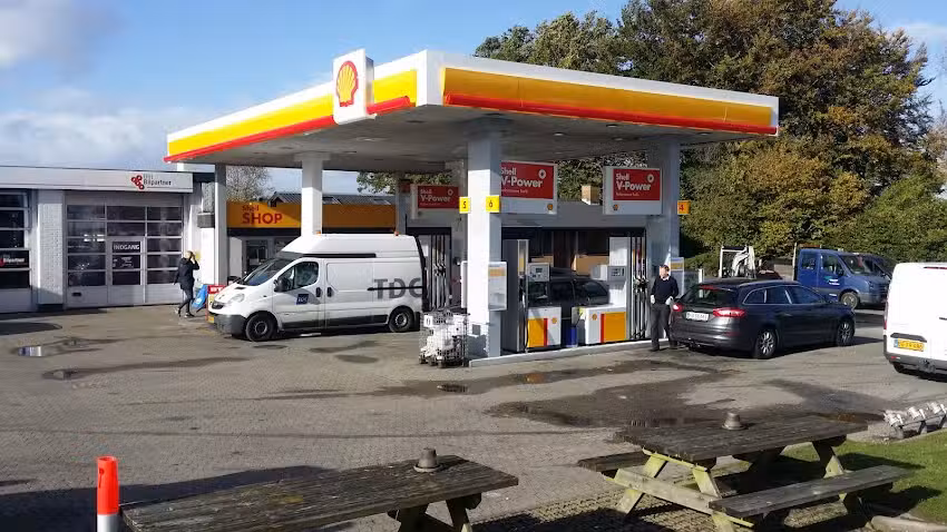 Shell &Oslash;stbirk, Din Bilpartner