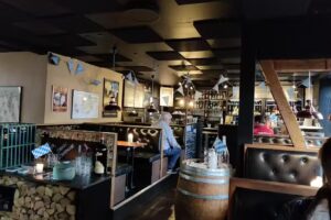 Skänk øl, vin & madbar, Hillerød