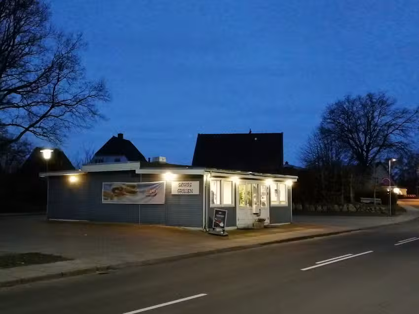 S&oslash;hus Grillen