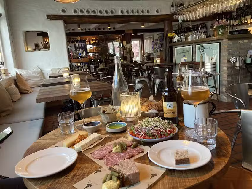 S&oslash;m&aelig;rket Vin- & CiderBar