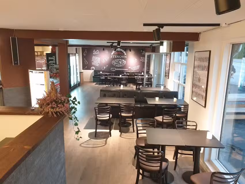 Stenovn pizza & grill i Skelby