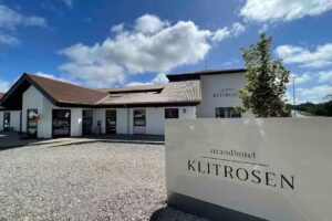 Strandhotel Klitrosen (Hotel med restaurant)