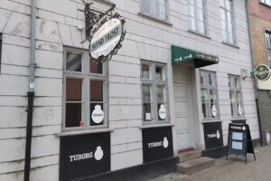 Svend Tr&oslash;st Bodega