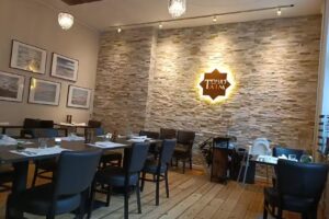 Taim Kosher Restaurant