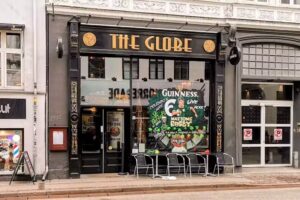 The Globe Irish Pub