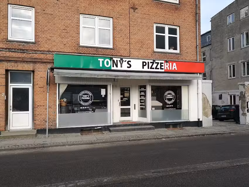Tony&rsquo;s Pizzeria