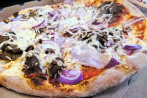 Udbyh&oslash;jvej pizza