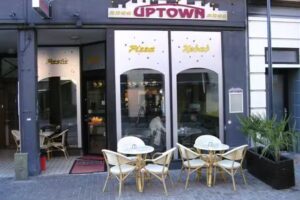 Uptown Pizza og Kebab