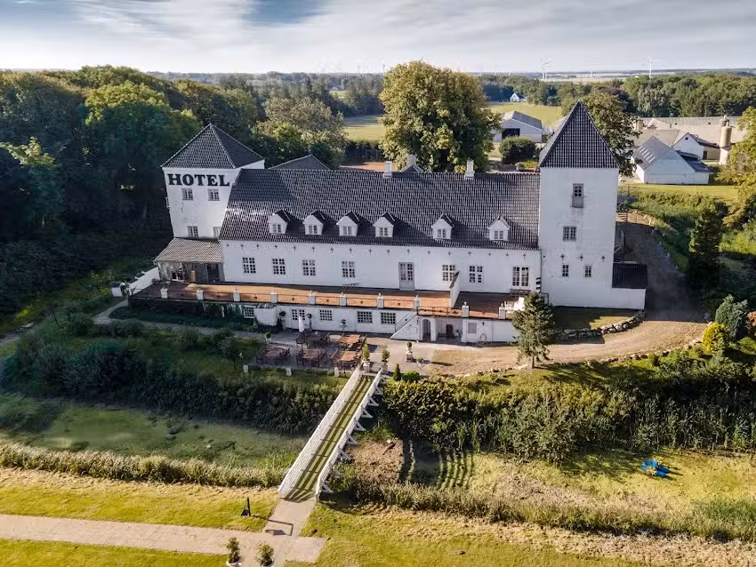 Vraa Slotshotel & konferencecenter