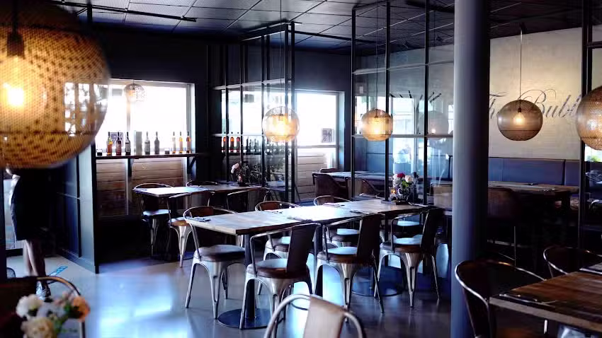 Wine & Delights Bl&aring;vand