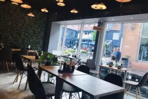 Xin Ch&agrave;o Vietnamese Restaurant