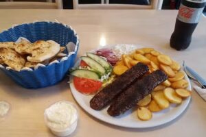 Younes Grill & Pizza