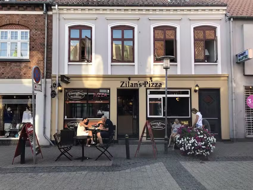 Zilans pizza ( Kerteminde Pizza House )